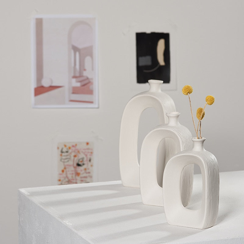 Jarrón de Cerámica Blanca Moderna – Decoración Minimalista para el Hogar